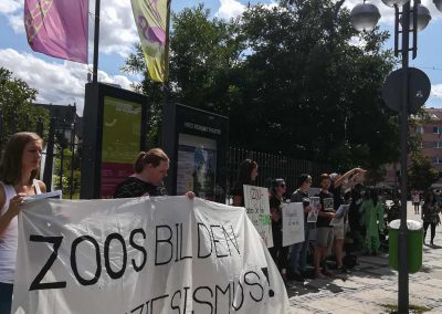 Demo vor dem Frankfurter Zoo